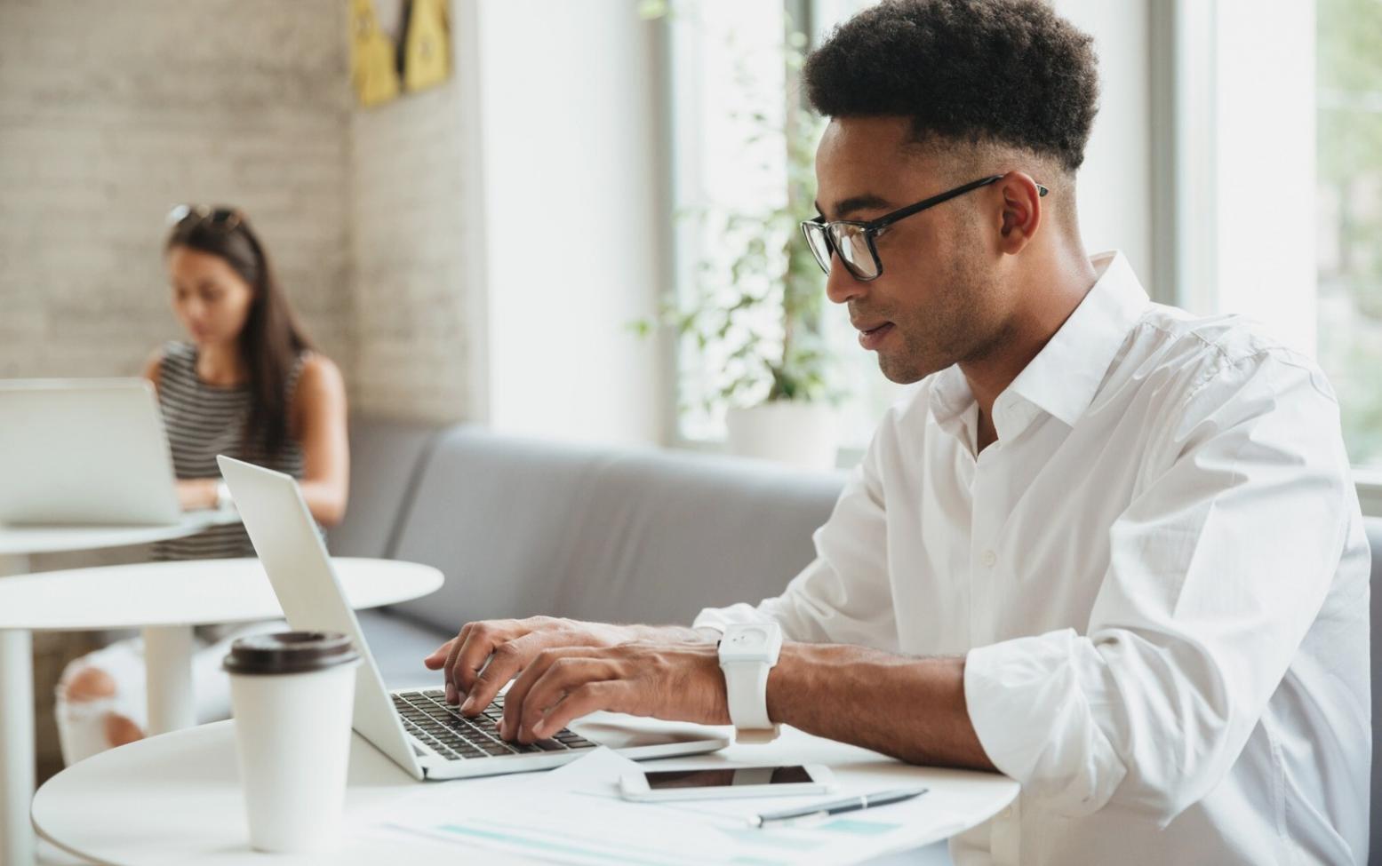 Análisis de datos financieros en equipo